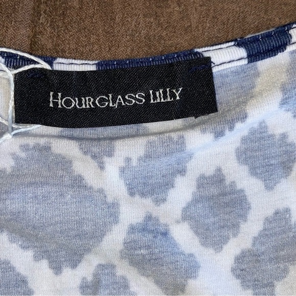 Hourglass Lily tunic, mini dress or top in navy and white. Softer than soft. - Picture 6 of 7